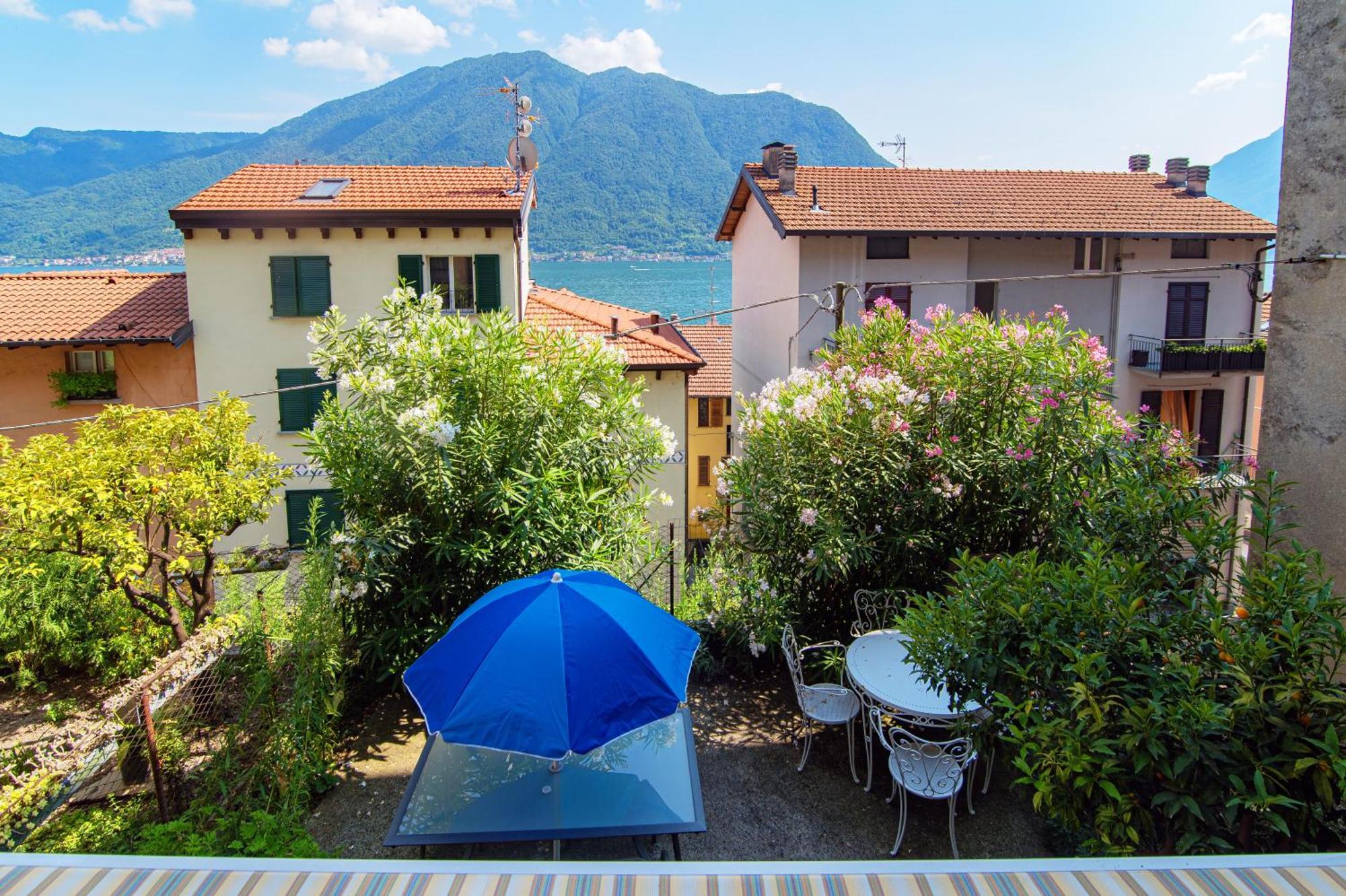 Delizioso Bilocale Vista Lago Colonno Kültér fotó