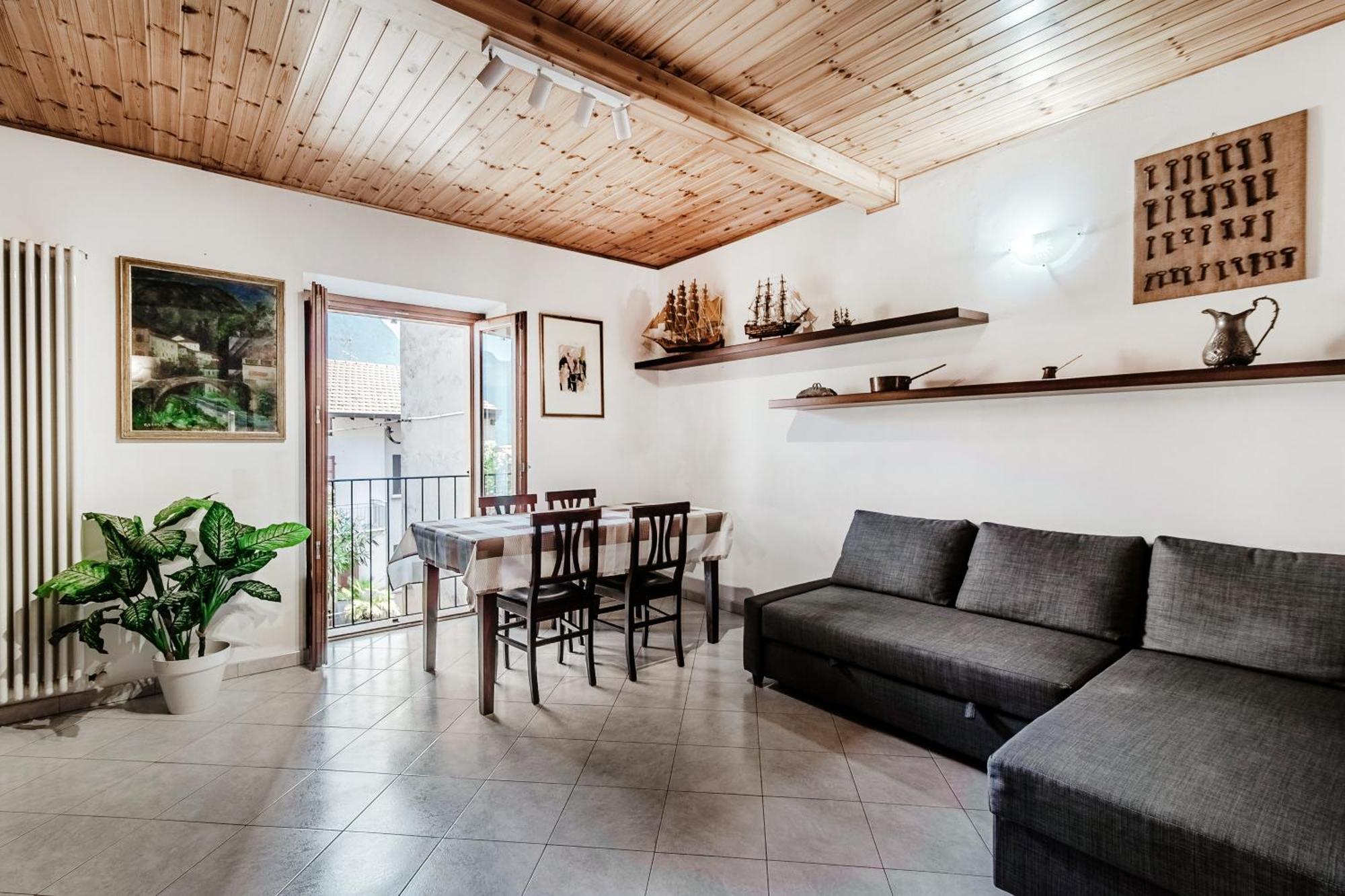 Delizioso Bilocale Vista Lago Colonno Kültér fotó